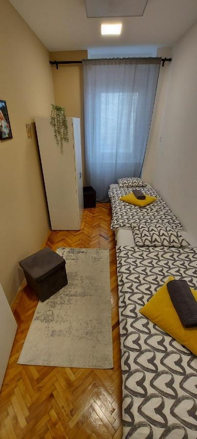 K21 Party Apartment Hotel With Inhouse Ruin Pub Budapeste Exterior foto